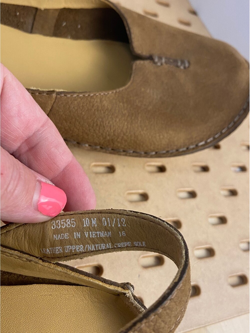 Clarks Originals Brown Suede Slingback Flats - Picture 10 of 11